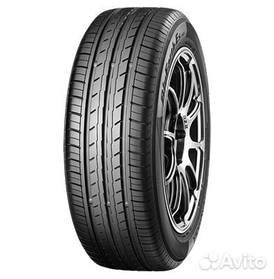 Yokohama BluEarth-ES ES32 215/60 R16 99V