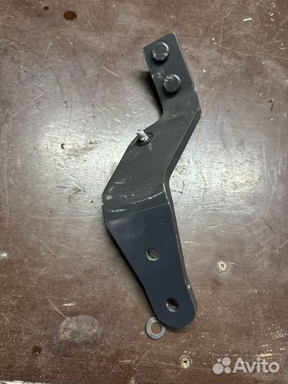 Кронштейн Scania 6 2849903