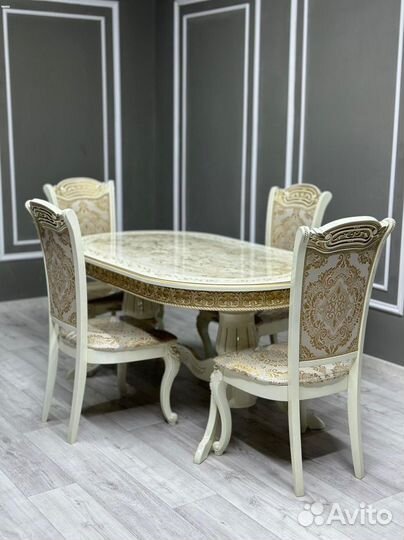 Кухонный стол,стулья / оплата при получении