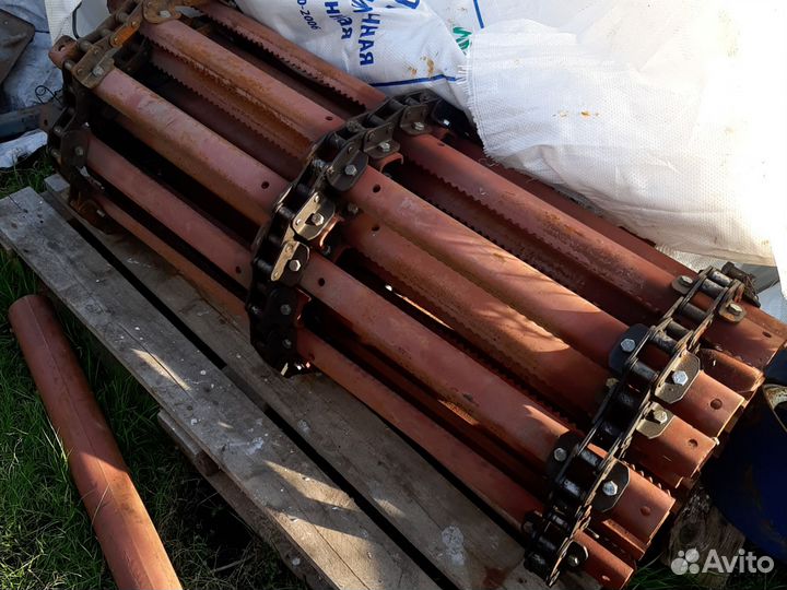 Запчасти на комбайн вектор 410