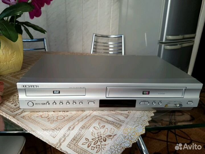 Samsung DVD-Видио плеер новый