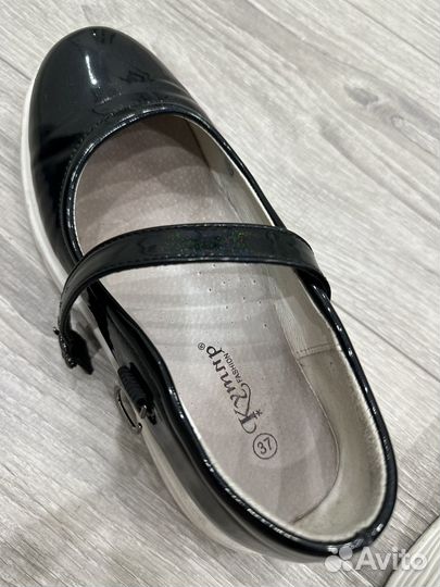 Туфли для девочки р 36