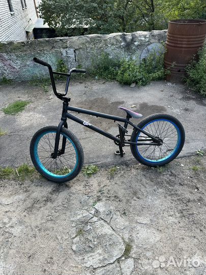 Трюковой велосипед bmx