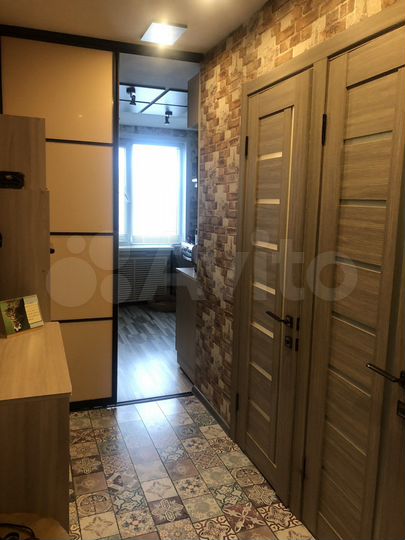 2-к. квартира, 50 м², 5/5 эт.