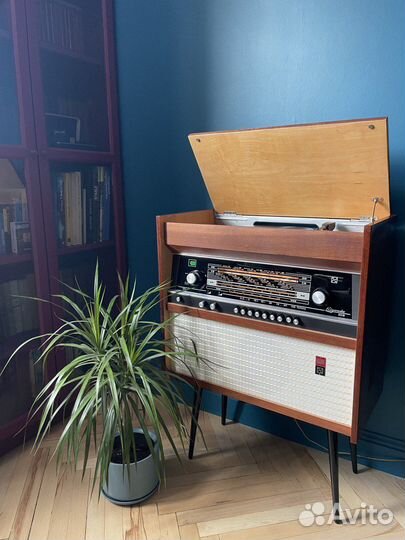 Реставрированная радиола Ригонда с фм и bluetooth