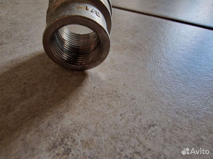 Муфта переходная Valtec внутренняя резьба 1