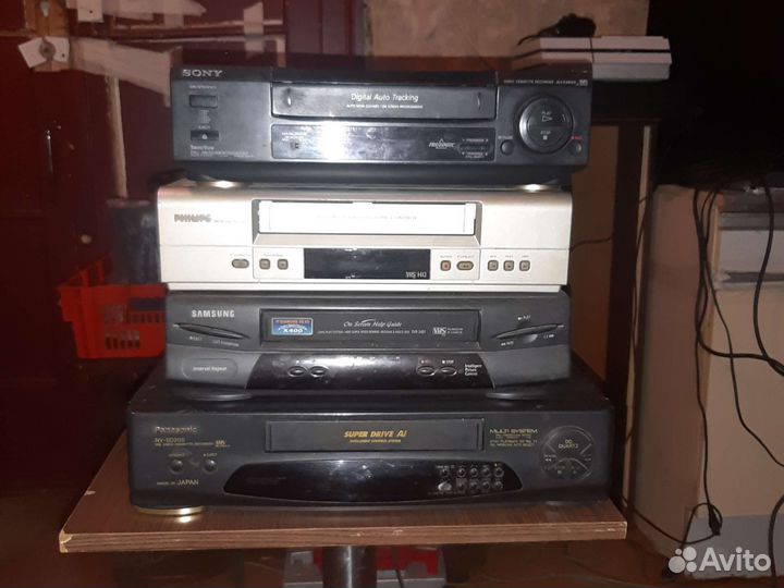 Видеомагнитофон panasonic