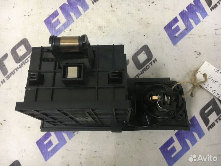 Пепельница передняя Киа Спектра