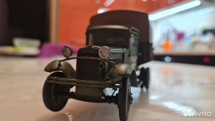 Сборная модель грузовика газ-аа