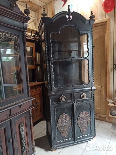 Буфет горка старинный антикварный