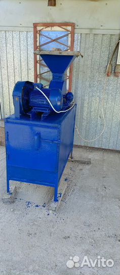 Зернодробилка