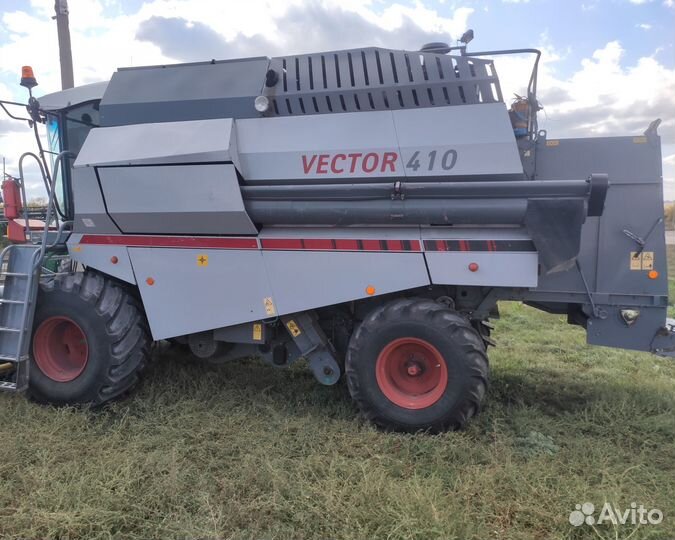 Комбайн Ростсельмаш Vector 410, 2011