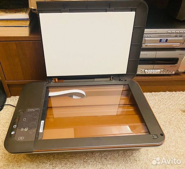 Принтер-сканер-копир HP Deskjet 2050 A