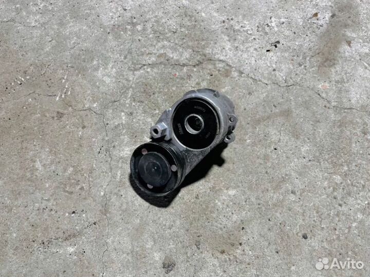 Натяжитель приводного ремня Audi A6 C5/4B 2.4BDV