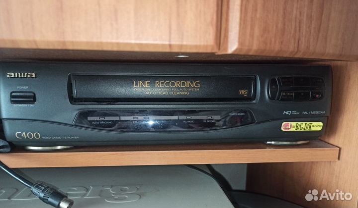 Видеомагнитофон aiwa