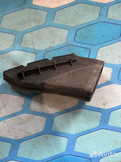 Воздухозаборник корпуса воздушного фильтра 4F012