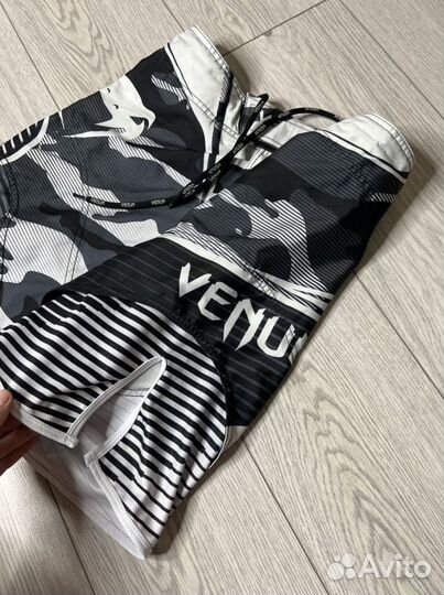 Шорты Venum