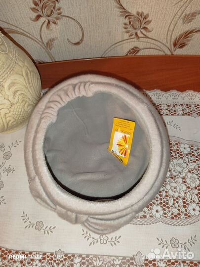 Шапка женская каркасная из фетра