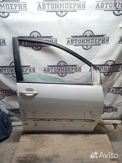 Дверь Toyota Sienna / Тойота Сиенна 2 (2004-2009)