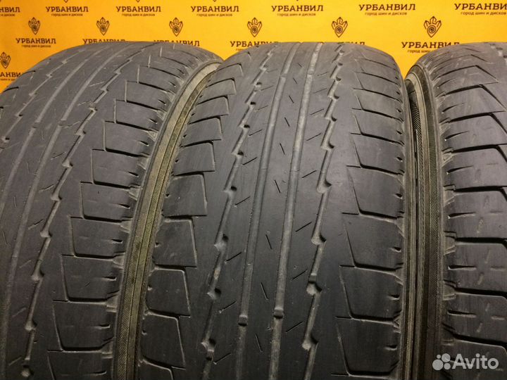 Kumho Road Venture ST KL11 235/65 R17