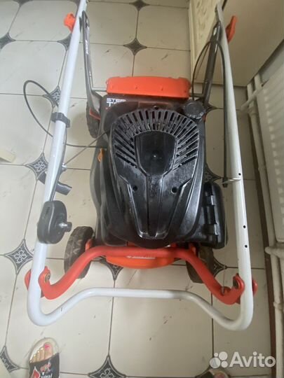Газонокосилка бензиновая бу