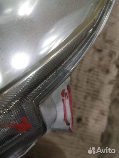 Фара Toyota Corolla spacio ZZE122N (Правое)