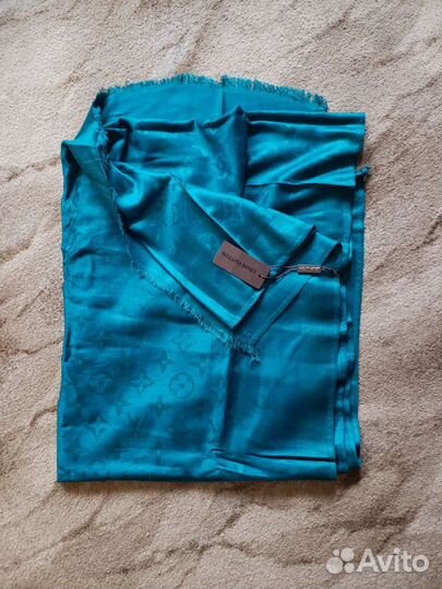 Шарфы и палантины