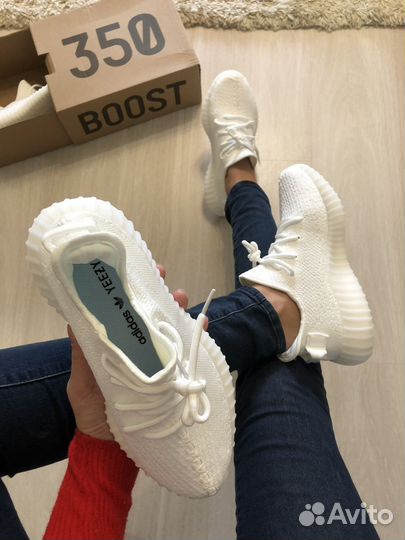 Кроссовки женские Adidas Yeezy boost 350