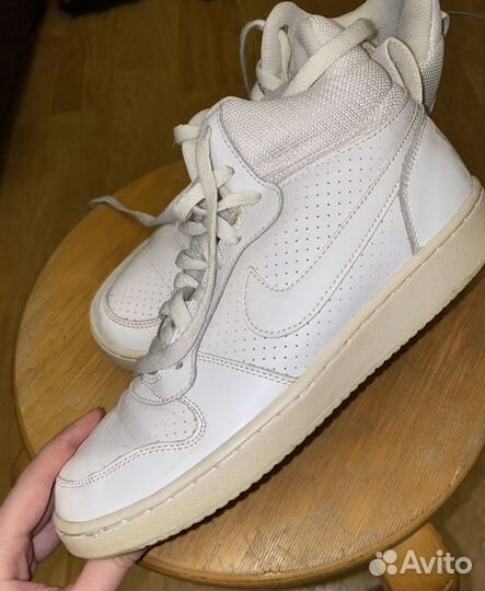 Кроссовки nike court borough mid trainers