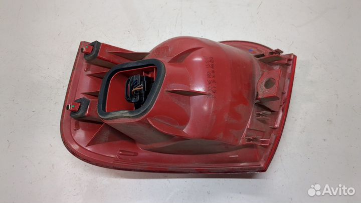 Фонарь (задний) левый Volkswagen Passat 6