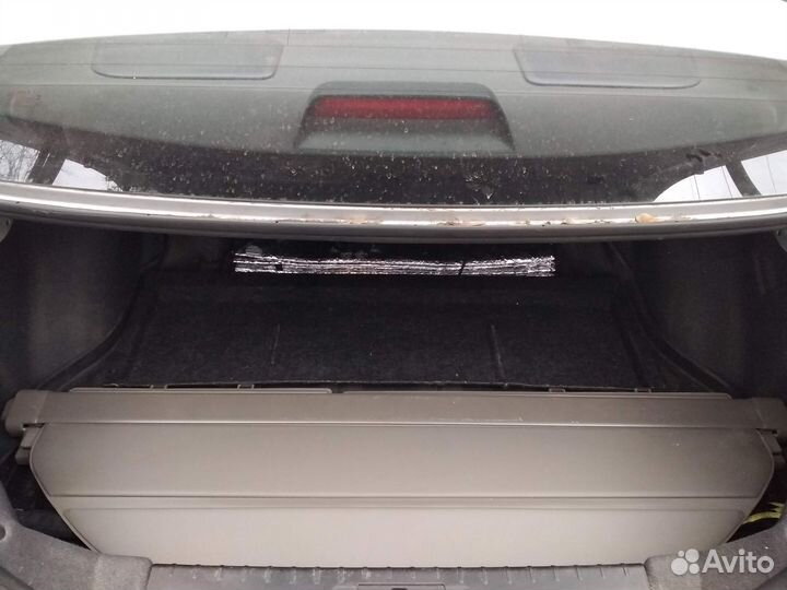 Панель крышки багажника Subaru Forester