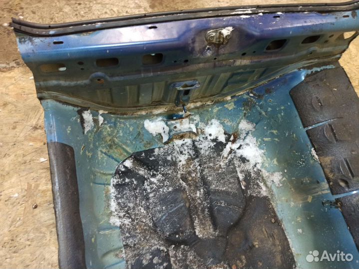 Ниша запасного колеса Chevrolet Lacetti седан