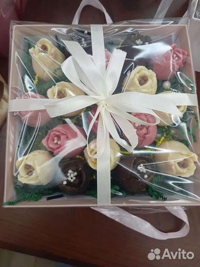 Шоколадные наборы 8 марта