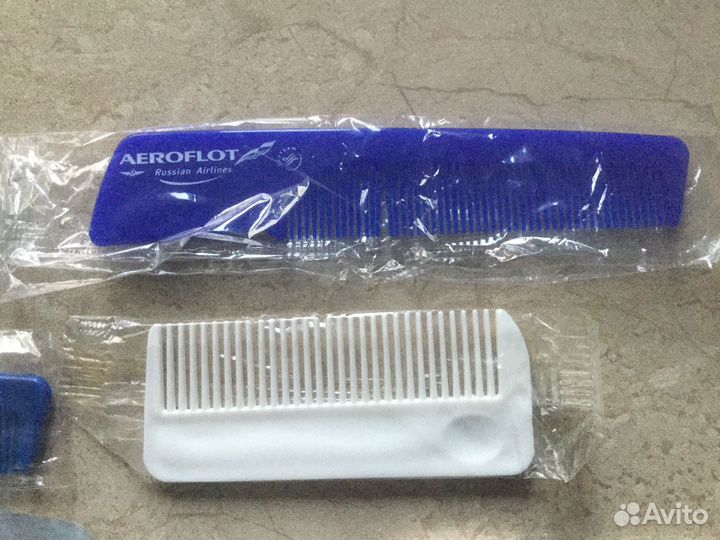 Расческа фирменная набор