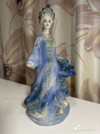 Антикварная статуэтка 