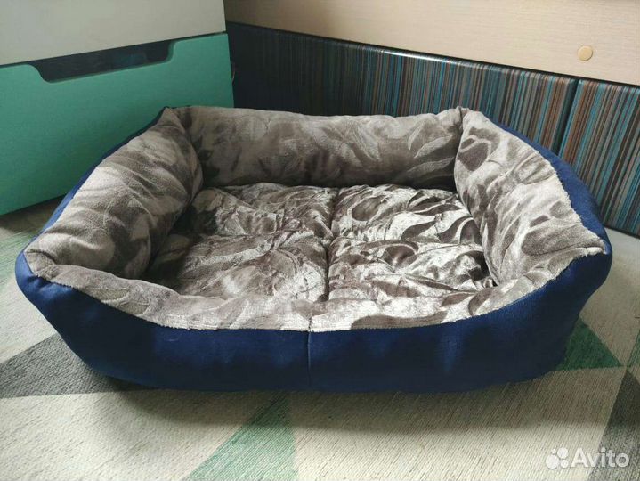 Лежанка для кошек и собак новая