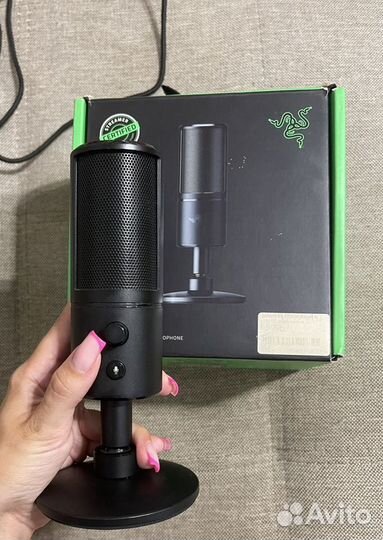 Микрофон Razer seiren 10