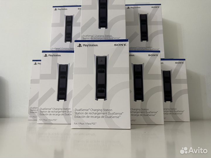 Оригинальная Зарядная станция на ps5
