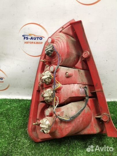 Фонарь задний правый Chevrolet Lacetti универсал