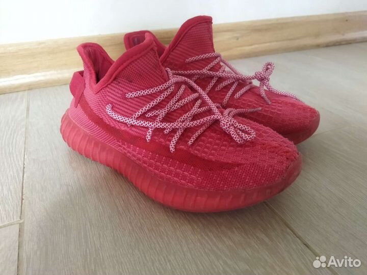 Кросовки Adidas izi
