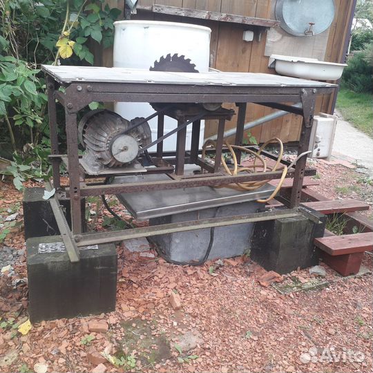 Продам станок циркулярная пила с рубанком