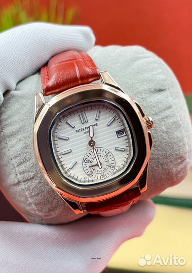 Женские кварцевые часы Patek Philippe