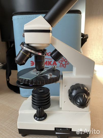 Микроскоп школьный