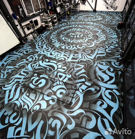 Художник по росписи стен