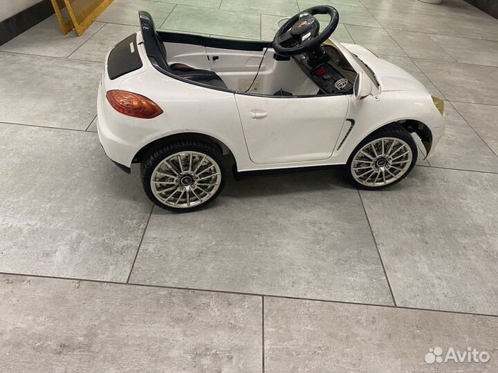 Электромобиль Porsche