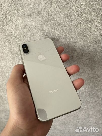 iPhone X, 64 ГБ