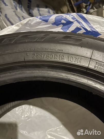 Toyo Observe GSi-5 255/50 R19