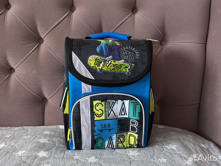 Рюкзак школьный