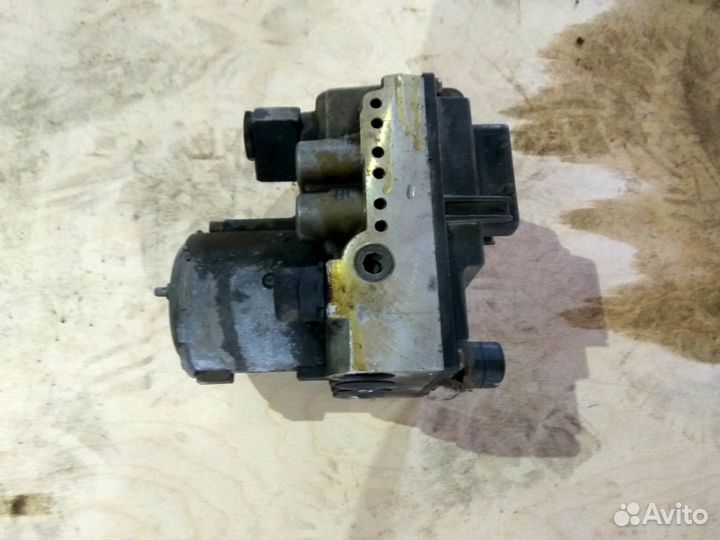 Блок ABS mercedes benz W210