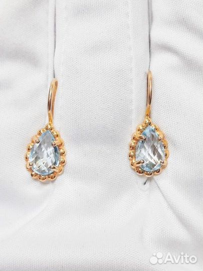 Золотые серьги с камнем